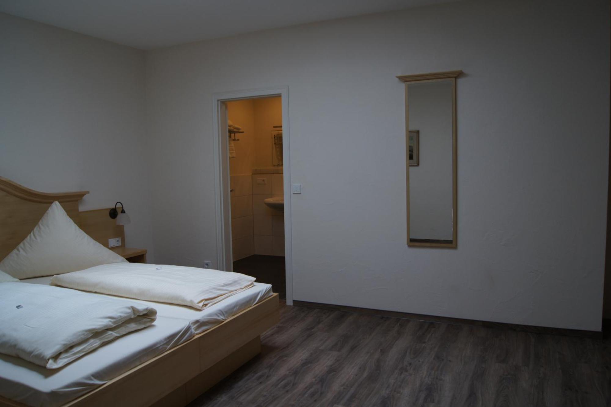 Gasthof Schoenau Heilsbronn Habitación foto